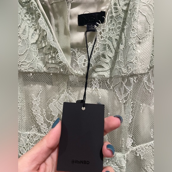 Sinatra Gown - Picture 2 of 6